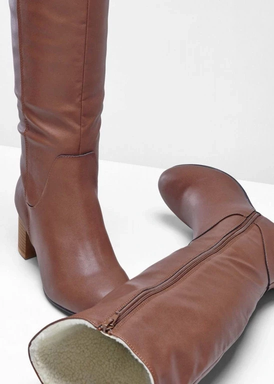 Foto Damen Stiefel aus Restposten (Mix Winter/Herbst)