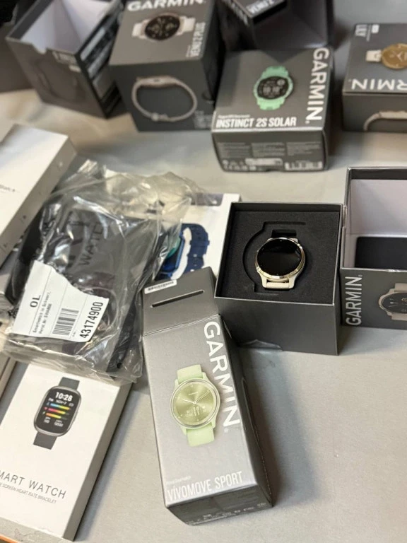 Foto Restposten von Marken-Smartwatches (Mix)